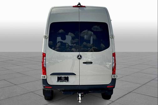 2024 Mercedes-Benz Sprinter 2500 Standard Roof
