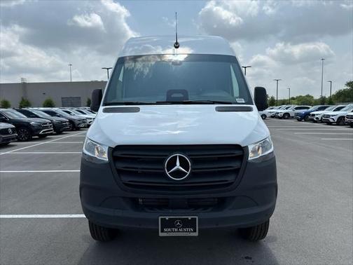 2025 Mercedes-Benz Sprinter 2500 High Roof