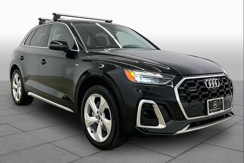 Mythos Black Metallic 2023 Audi Q5 45 S line Premium Plus