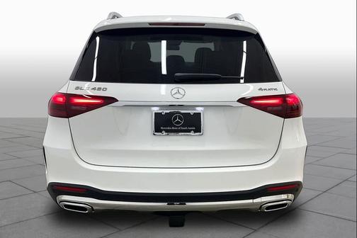 Polar White 2026 Mercedes-Benz GLE 450 4MATIC