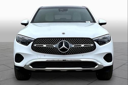 MANUFAKTUR Moonlight White Metallic 2026 Mercedes-Benz GLC 300 4MATIC Coupe