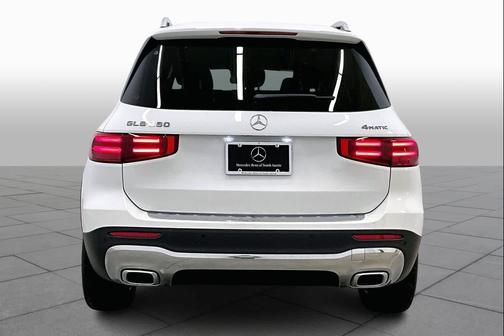 Polar White 2026 Mercedes-Benz GLB 250 4MATIC