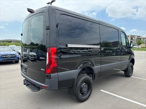 2025 Mercedes-Benz Sprinter 2500 Standard Roof