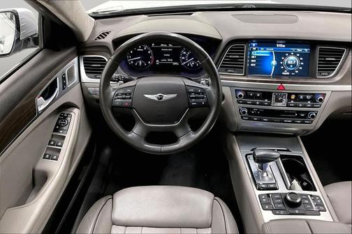 Santiago Silver 2018 Genesis G80 5.0 Ultimate