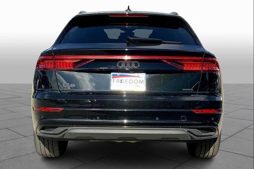 2023 Audi Q8 55 Premium Plus