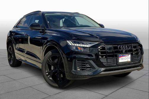 2023 Audi Q8 55 Premium Plus