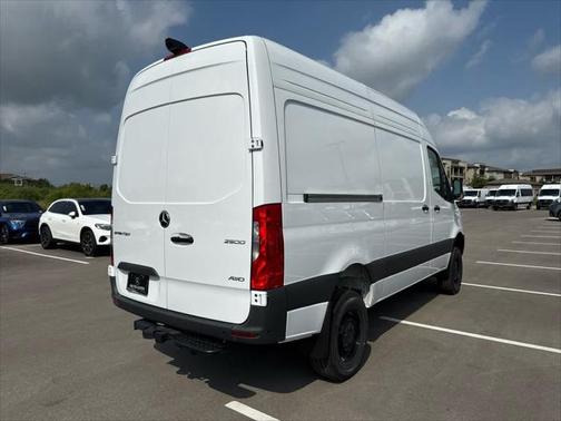 2025 Mercedes-Benz Sprinter 2500 Standard Roof