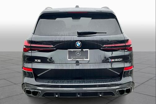 2024 BMW X5 M60i