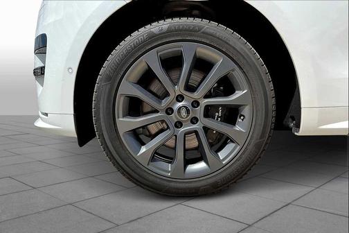 2024 Land Rover Range Rover Sport SE