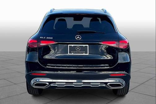 2026 Mercedes-Benz GLC 300 4MATIC