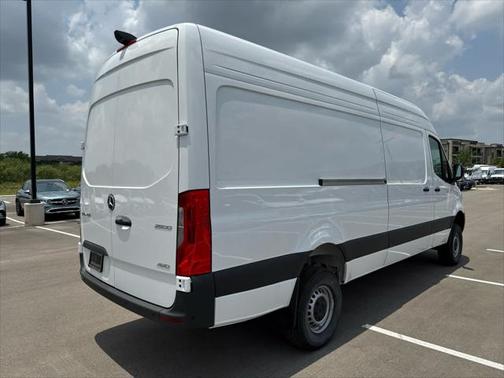 2025 Mercedes-Benz Sprinter 2500 High Roof