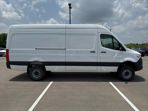 2025 Mercedes-Benz Sprinter 2500 High Roof