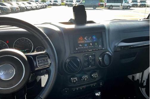 2015 Jeep Wrangler Unlimited Altitude