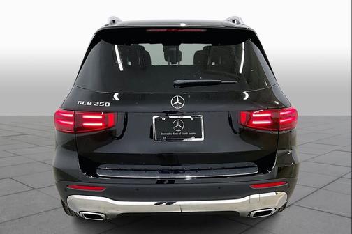 2026 Mercedes-Benz GLB 250 Base