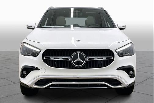 Polar White 2026 Mercedes-Benz GLA 250 4MATIC