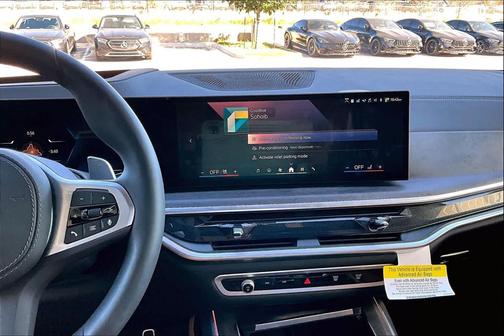 2025 BMW X7 xDrive40i