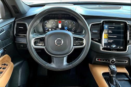 2022 Volvo XC90 T6 Inscription