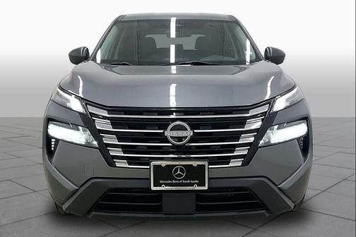 Gun Metallic 2024 Nissan Rogue S