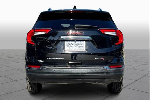 2022 GMC Terrain AWD AT4