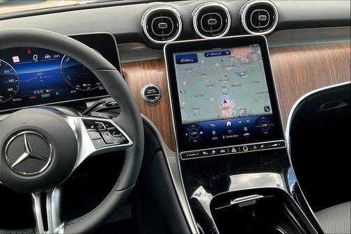 2025 Mercedes-Benz GLC 350e Base