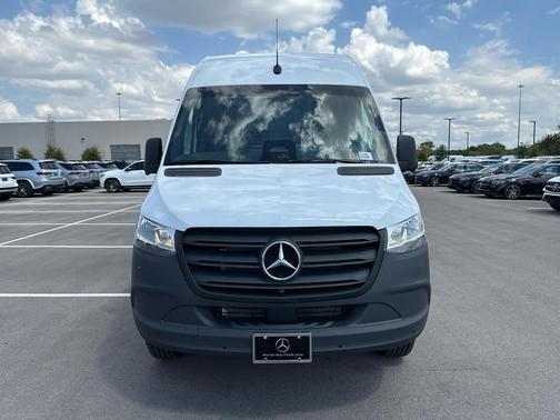 2025 Mercedes-Benz Sprinter 2500 Standard Roof