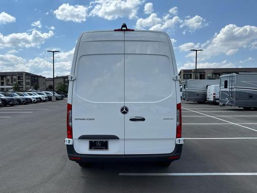 2025 Mercedes-Benz Sprinter 2500 Standard Roof