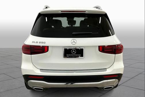 Polar White 2026 Mercedes-Benz GLB 250 Base