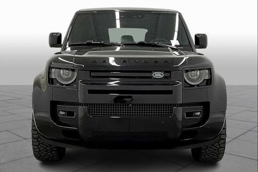2023 Land Rover Defender 110 V8