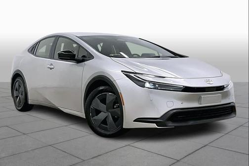 2024 Toyota Prius XLE