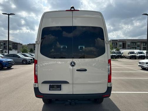 2025 Mercedes-Benz Sprinter 2500 Standard Roof