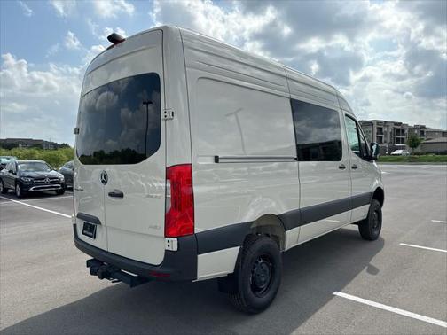 2025 Mercedes-Benz Sprinter 2500 Standard Roof