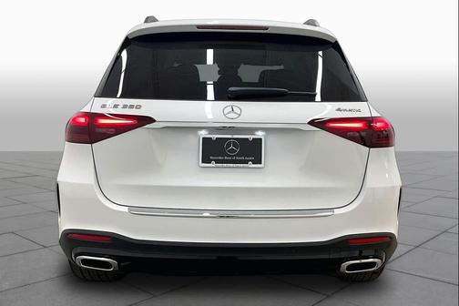 MANUFAKTUR Moonlight White Metallic 2026 Mercedes-Benz GLE 350 4MATIC