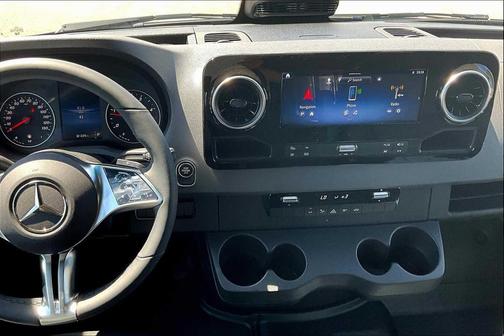 2025 Mercedes-Benz Sprinter 2500 Standard Roof