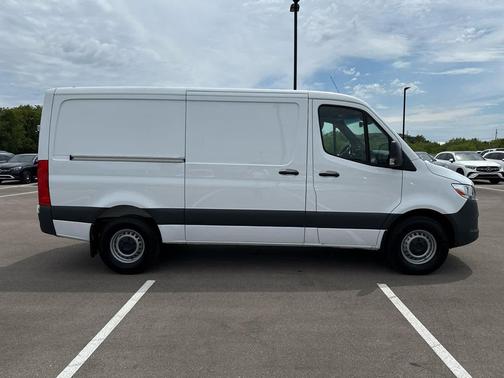 2025 Mercedes-Benz Sprinter 2500 Standard Roof