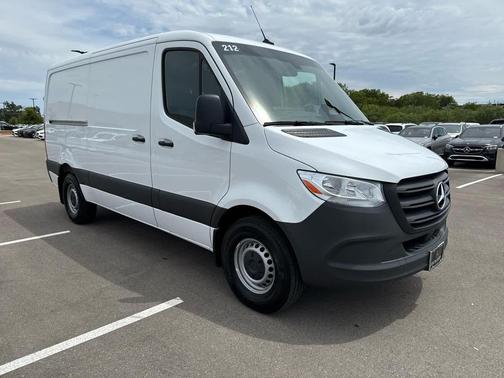 2025 Mercedes-Benz Sprinter 2500 Standard Roof