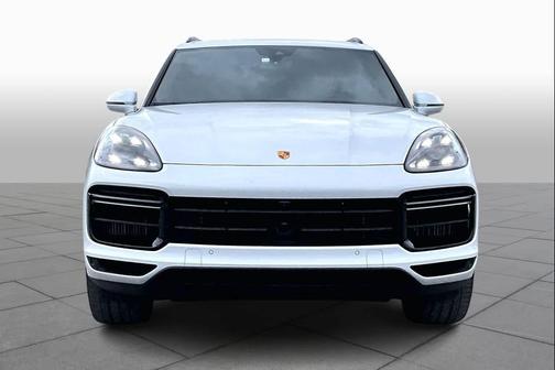 2023 Porsche Cayenne Turbo
