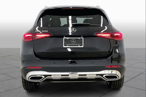 2026 Mercedes-Benz GLC 300 Base