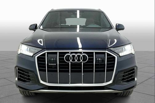 2023 Audi Q7 55 Premium Plus