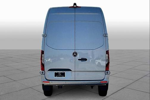 2025 Mercedes-Benz Sprinter 2500 Standard Roof