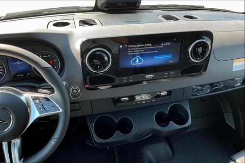 2025 Mercedes-Benz Sprinter 2500 Standard Roof