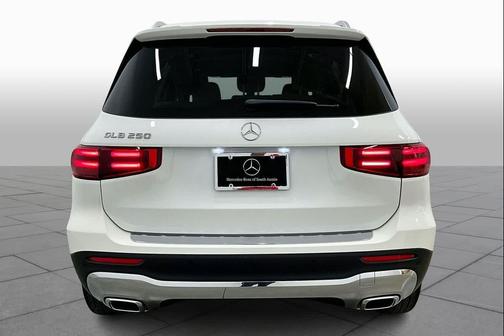 2026 Mercedes-Benz GLB 250 Base