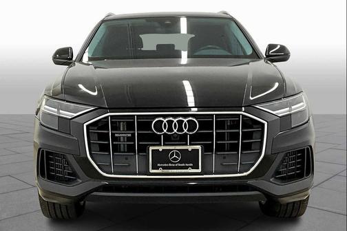 2022 Audi Q8 55 Premium