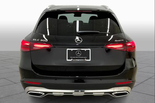 2026 Mercedes-Benz GLC 300 4MATIC