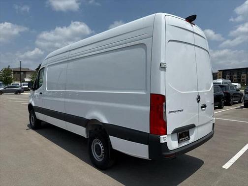 2025 Mercedes-Benz Sprinter 2500 High Roof