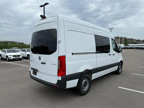 2025 Mercedes-Benz Sprinter 2500 Standard Roof