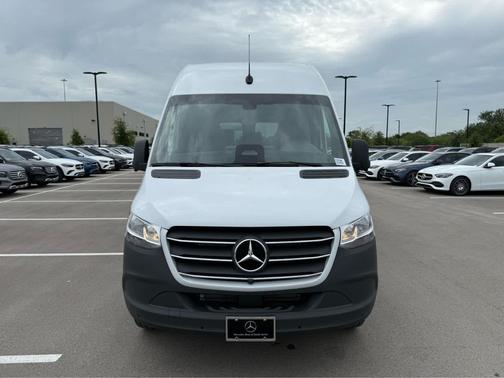 2025 Mercedes-Benz Sprinter 2500 Standard Roof