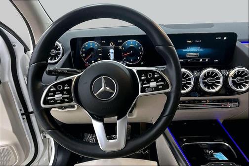 Polar White 2022 Mercedes-Benz GLA 250 4MATIC