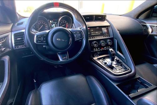 2020 Jaguar F-TYPE Checkered Flag