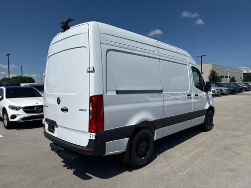 Arctic White 2026 Mercedes-Benz Sprinter 2500 Standard Roof