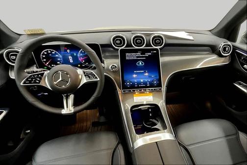 040/Black 2026 Mercedes-Benz GLC 300 Base
